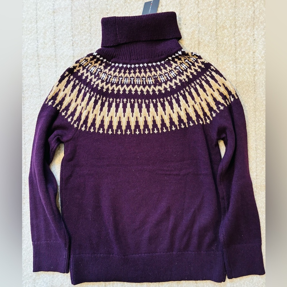 Tommy Hilfiger Faire Isle Sweater - purple/burgundy, tan, and white. Never worn!